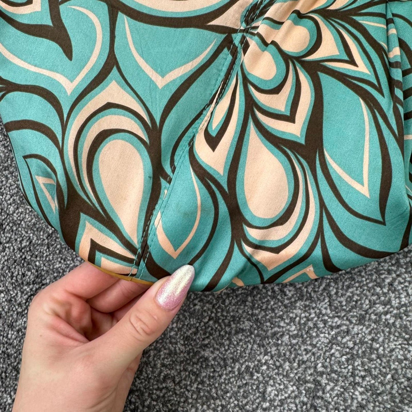 Y2K vintage 100% silk abstract pattern shoulder bag circle base small mini blue