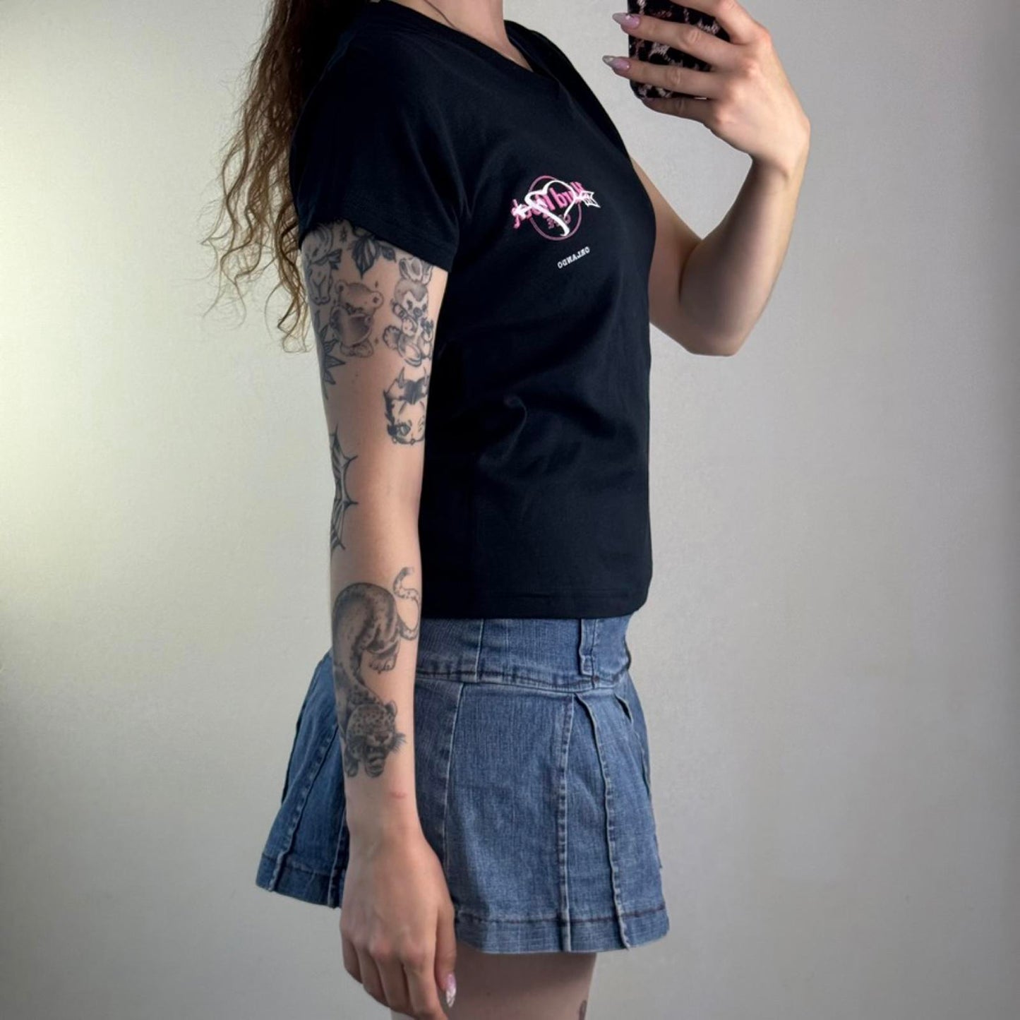 Y2K vintage Hard Rock Cafe Orlando v neck t shirt pink heart