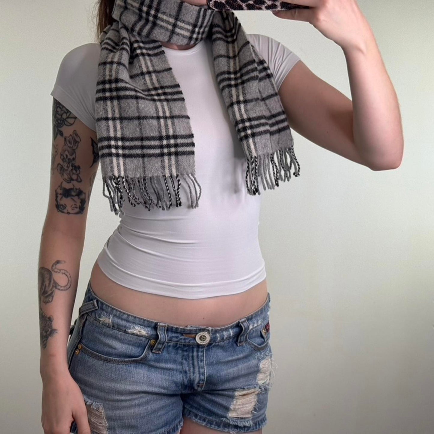 Y2K vintage Burberry 100% lambswool grey black nova check short length
