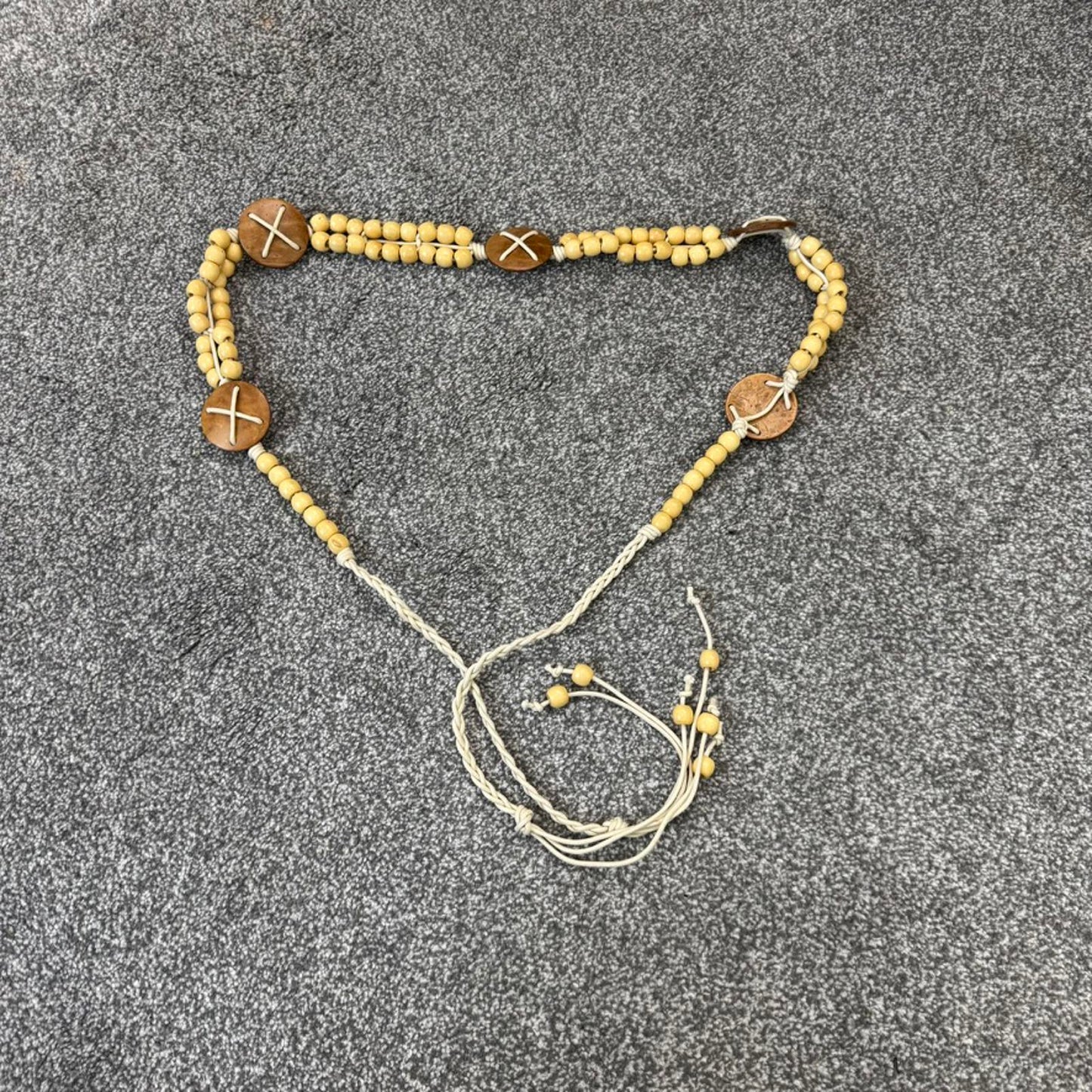 Y2K vintage wooden beaded string bow belt light brown beige adjustable