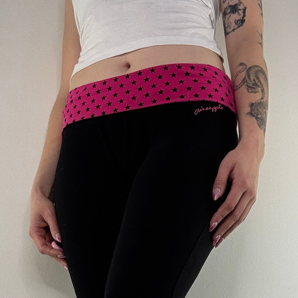 Y2K vintage fold over waistband leggings capri cropped low rise pink stars