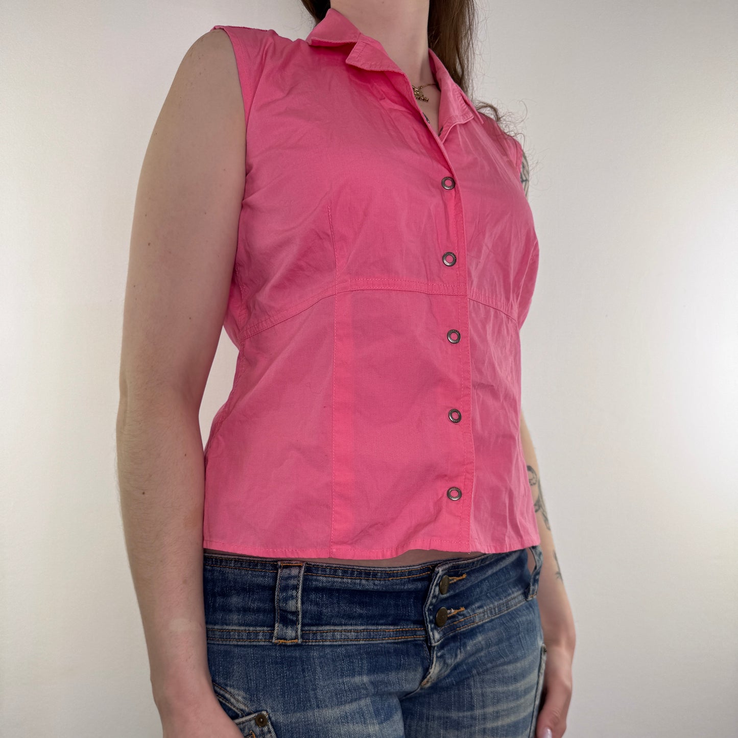 Y2K vintage sleeveless button up shirt