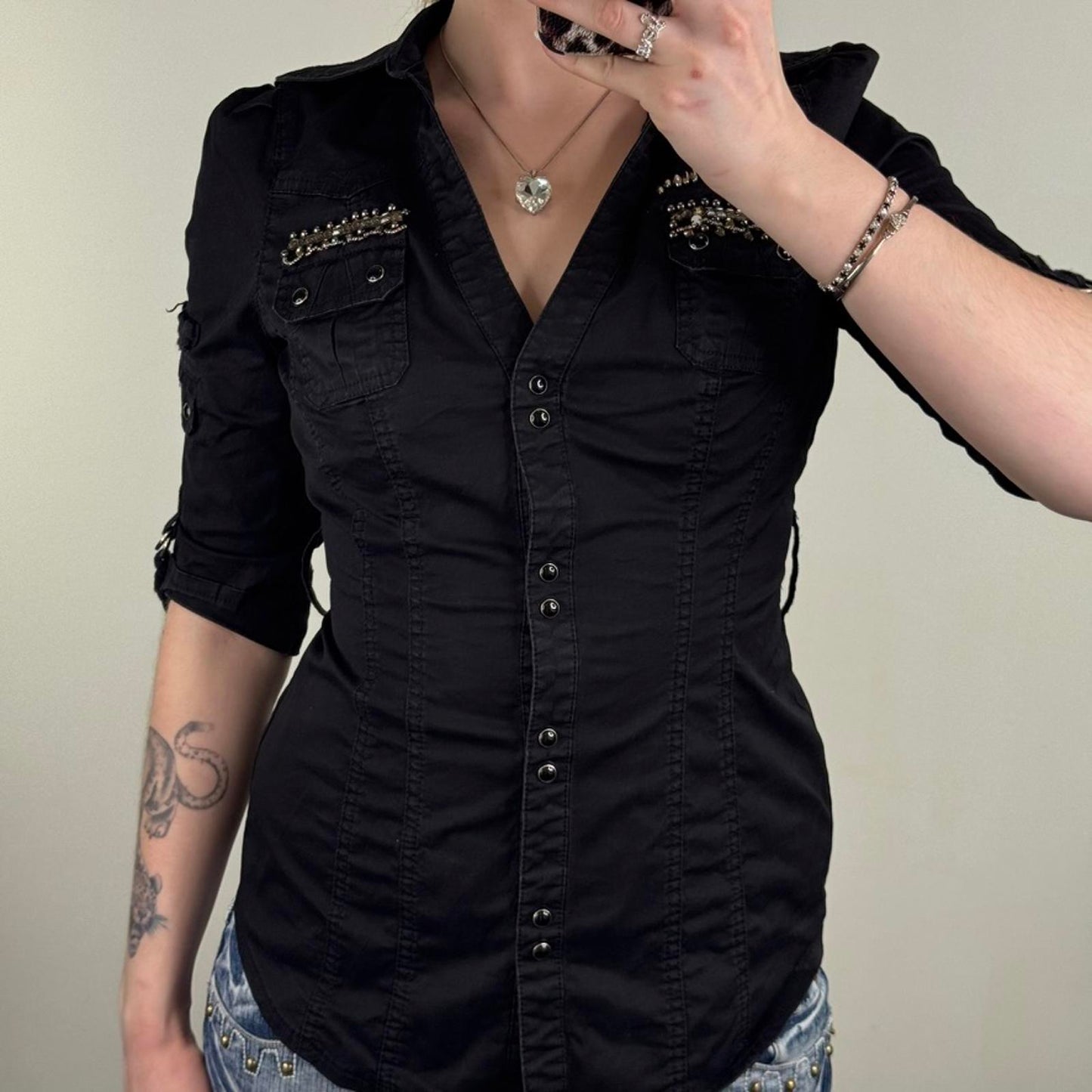 Vintage Jane Norman button up shirt 3/4 sleeve popper v neck fitted black buckle