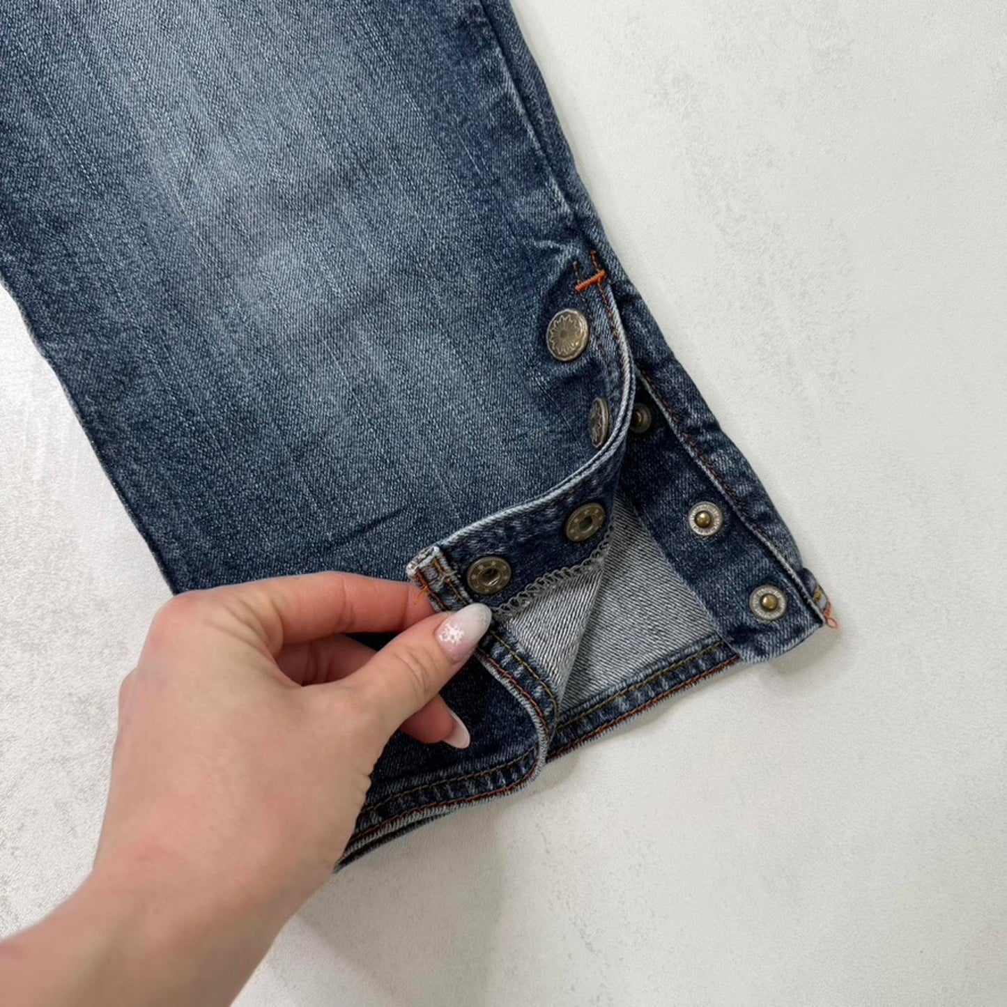 Y2K vintage Bay low rise capri jeans stretchy denim popper studded buttons