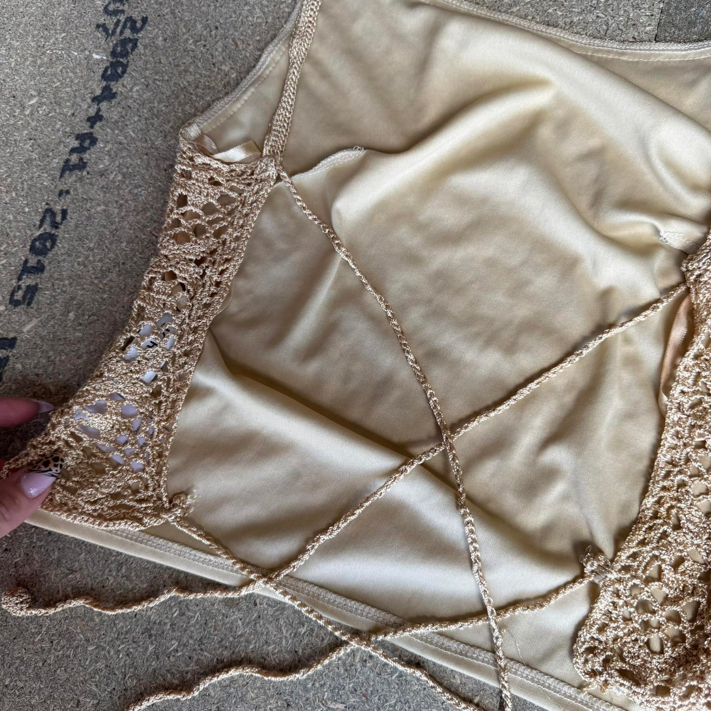 Y2K vintage crochet top cropped backless lace up sequin gold round neck bow