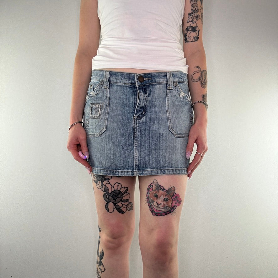 Y2K vintage distressed low rise denim mini skirt