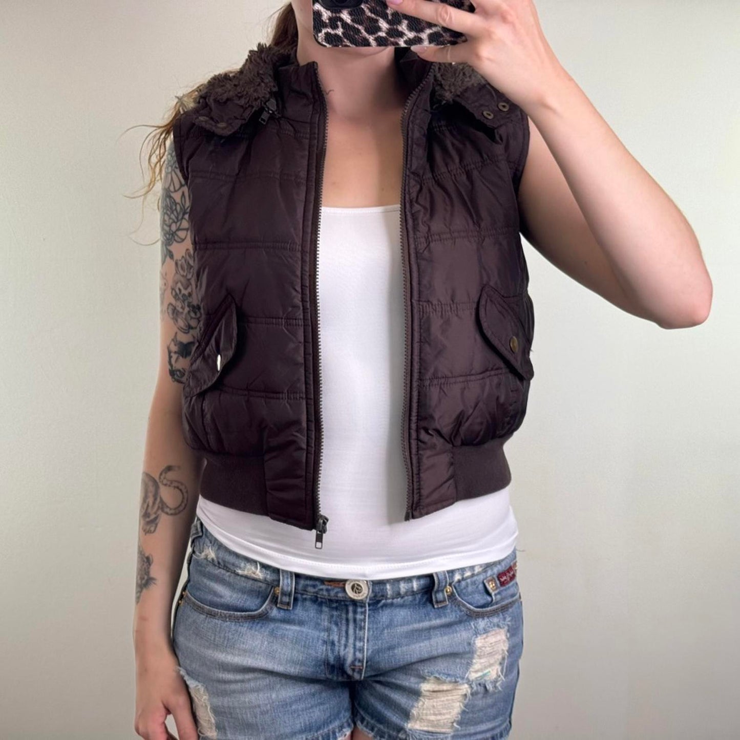 Y2K vintage lightweight puffer gilet sleeveless jacket faux fur trim hood zip up