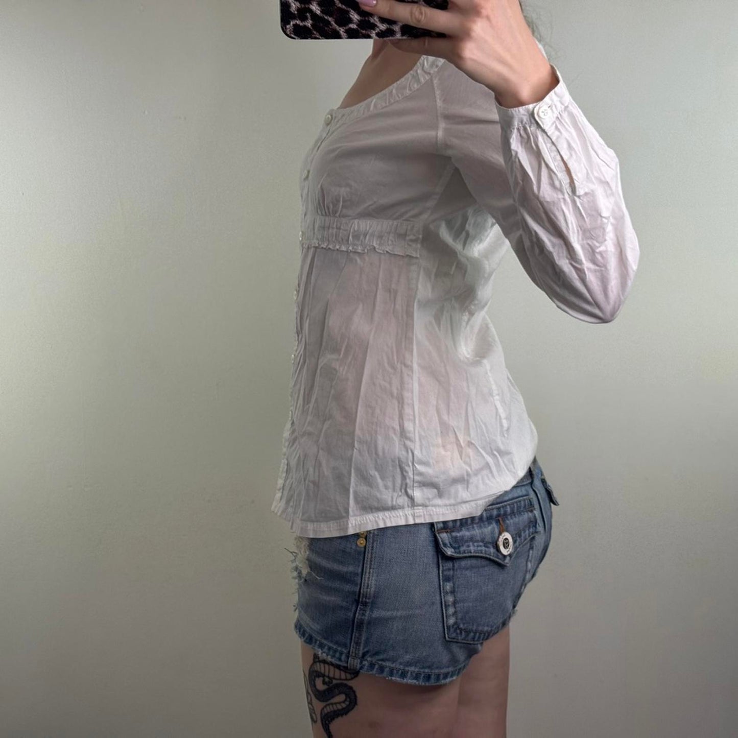 Y2K vintage stretchy blouse button up long sleeve scoop neck broderie anglaise