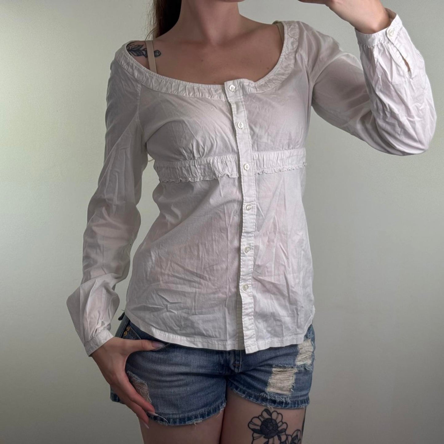 Y2K vintage stretchy blouse button up long sleeve scoop neck broderie anglaise