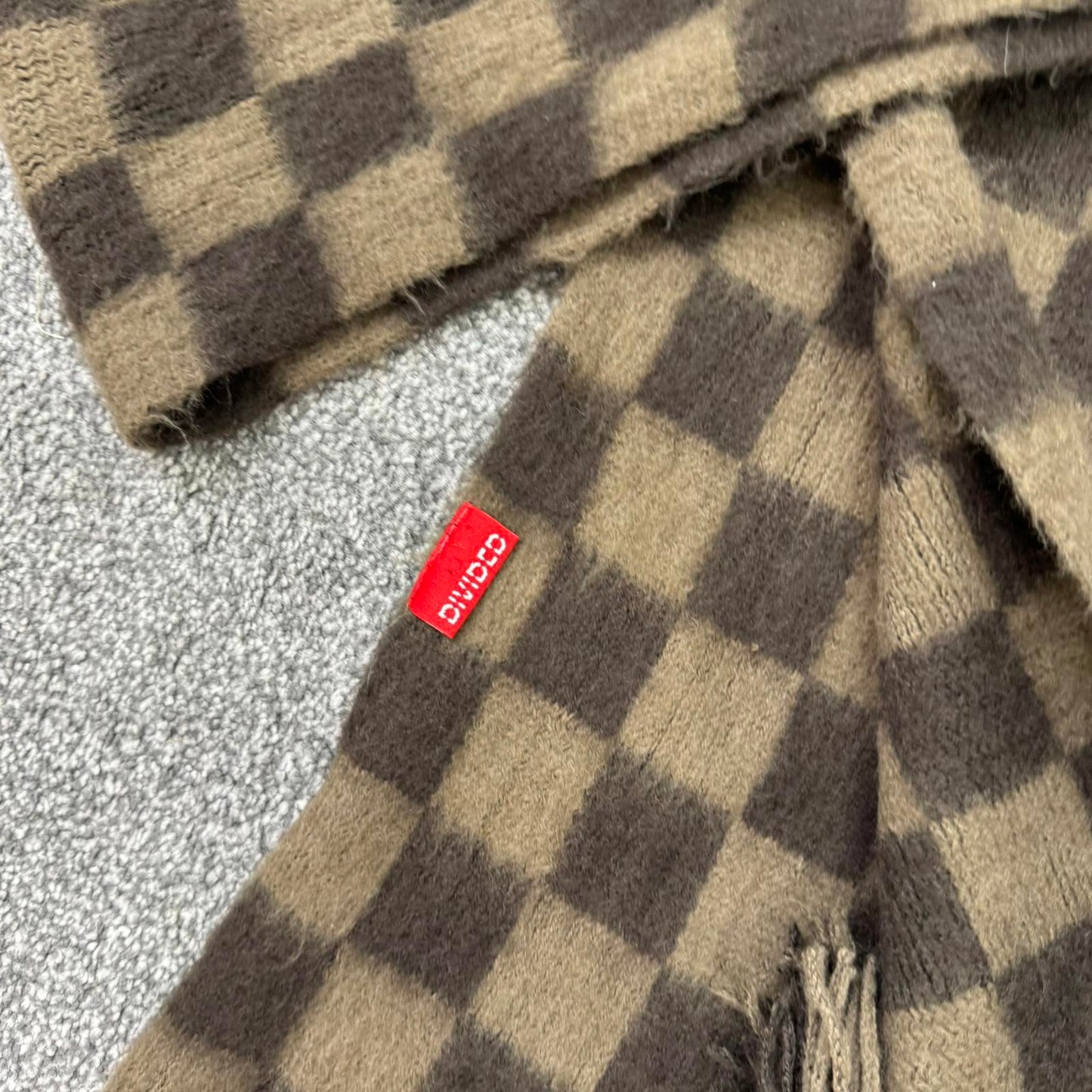 Y2K vintage check print fluffy scarf brown tassel soft