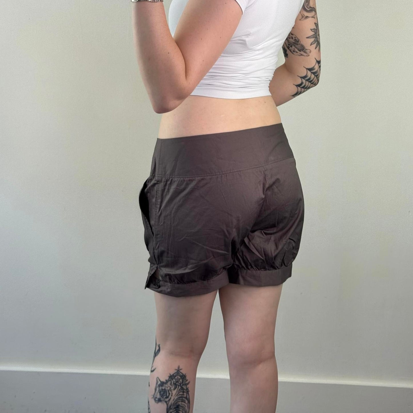 Y2K vintage mid rise pleated mini shorts buttons bubble hem puffy archive