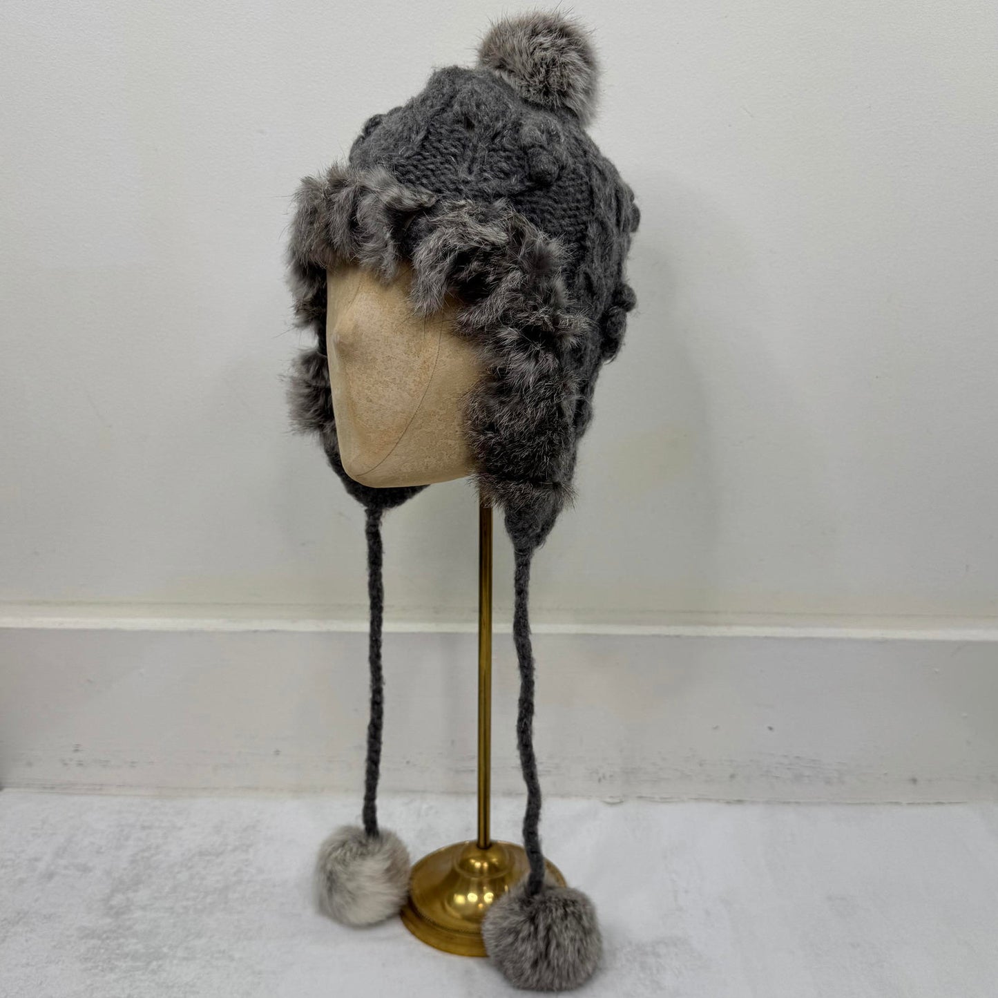 Y2K vintage genuine rabbit fur trapper hat knitted pom cable knit grey winter