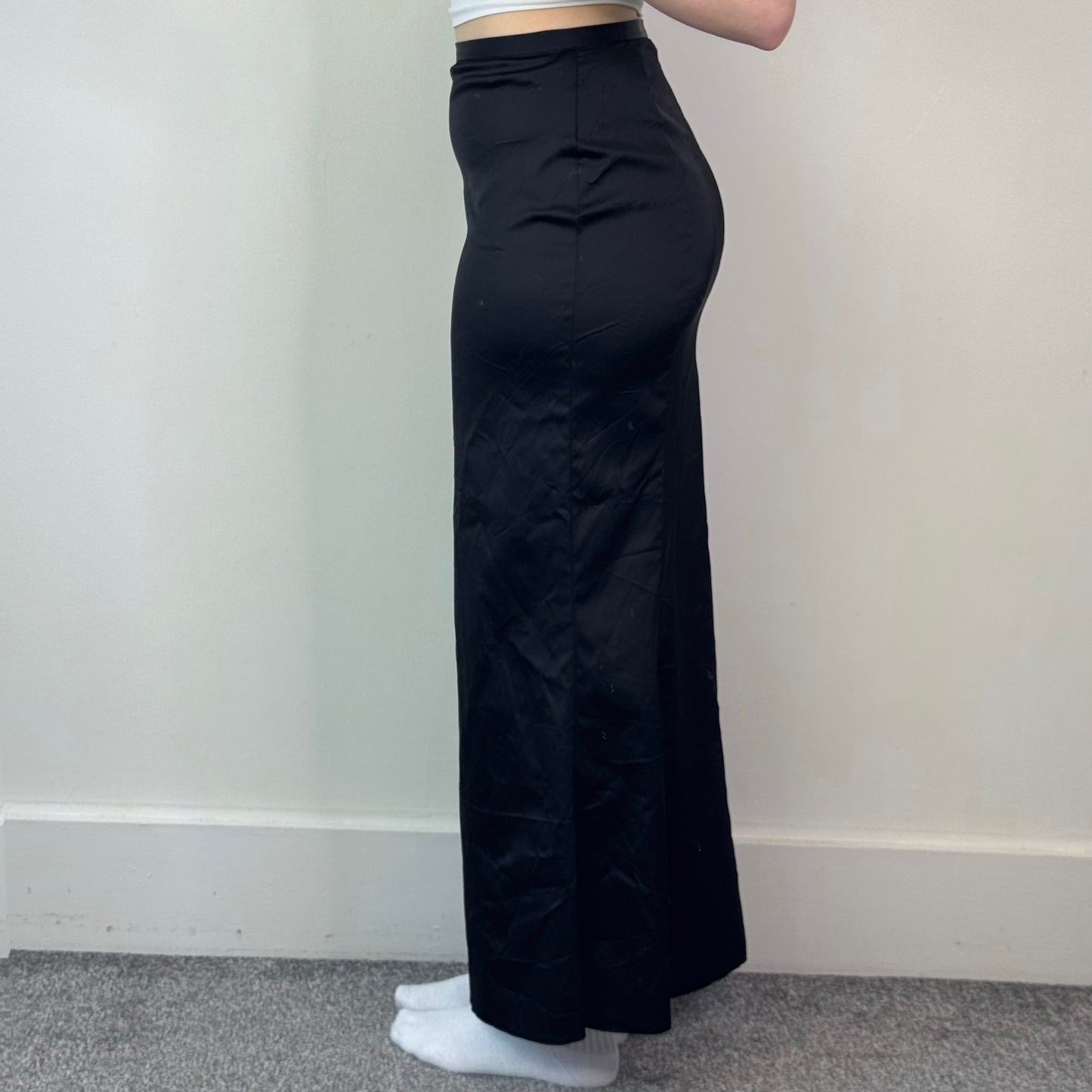 Y2K vintage French Connection satin fitted stretchy maxi skirt