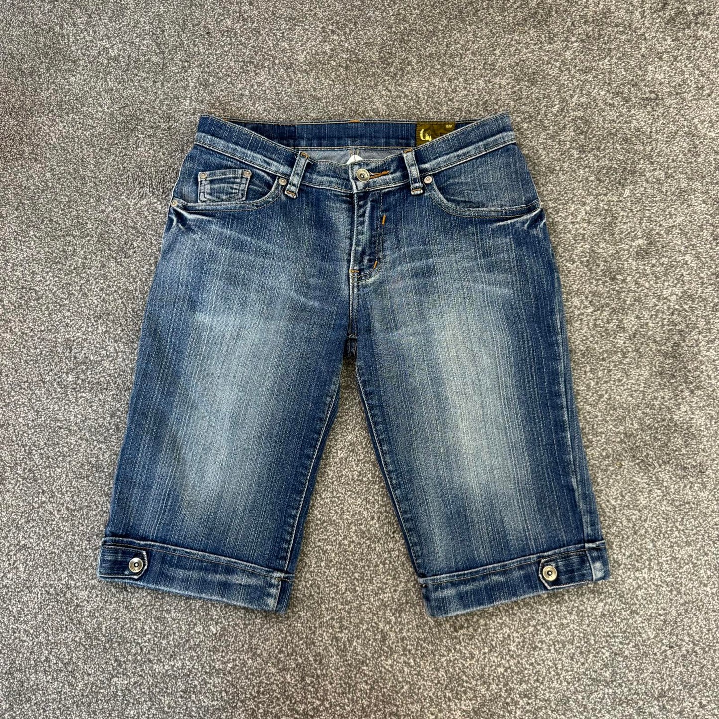 Y2K vintage low rise capri cropped jeans embroidered stars faded blue denim