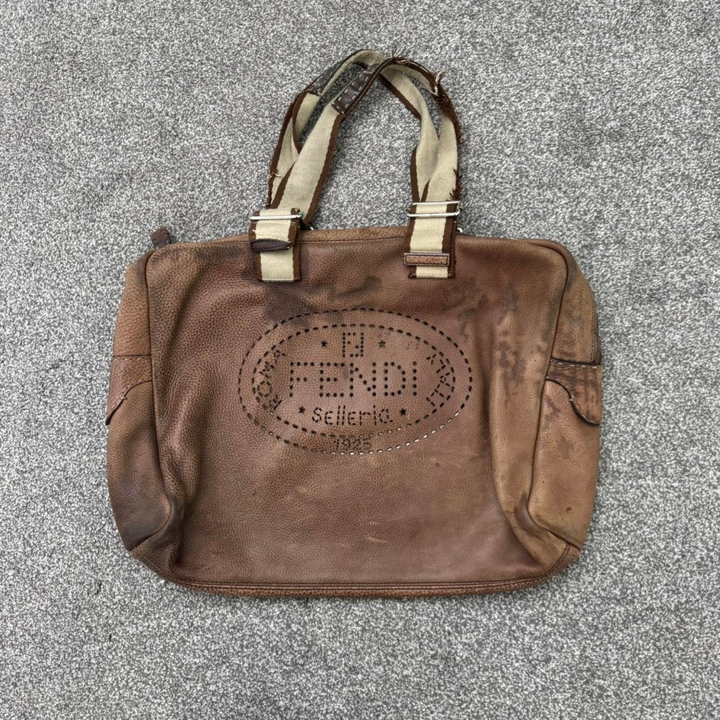 Vintage Fendi Selleria large shoulder bag genuine leather tote holdall