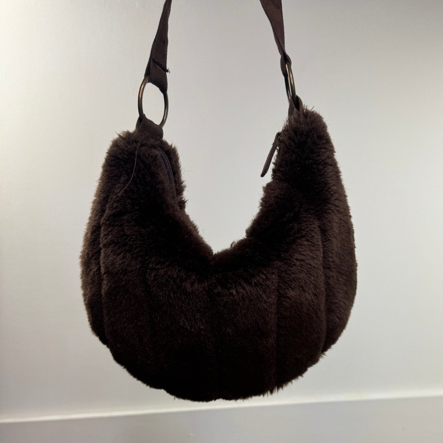 Y2K vintage faux fur shoulder bag fluffy mini small