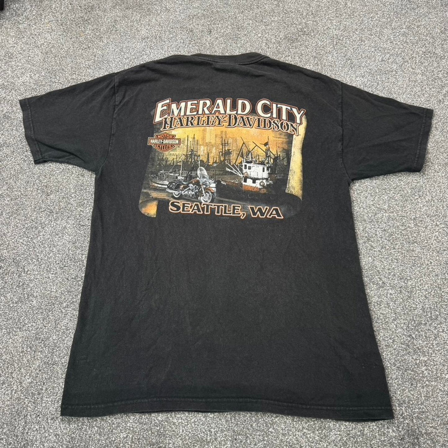 Y2K vintage 2009 Harley Davidson Seattle short sleeve t shirt eagle filigree