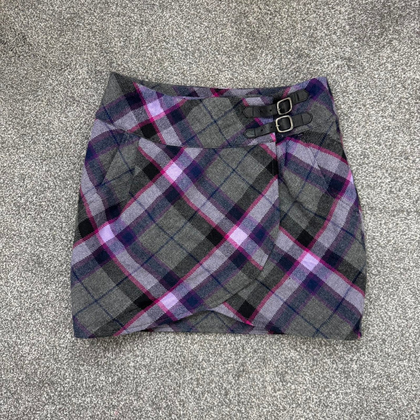 Y2K vintage Ted Baker wool mini skirt tartan buckle side pockets purple grey