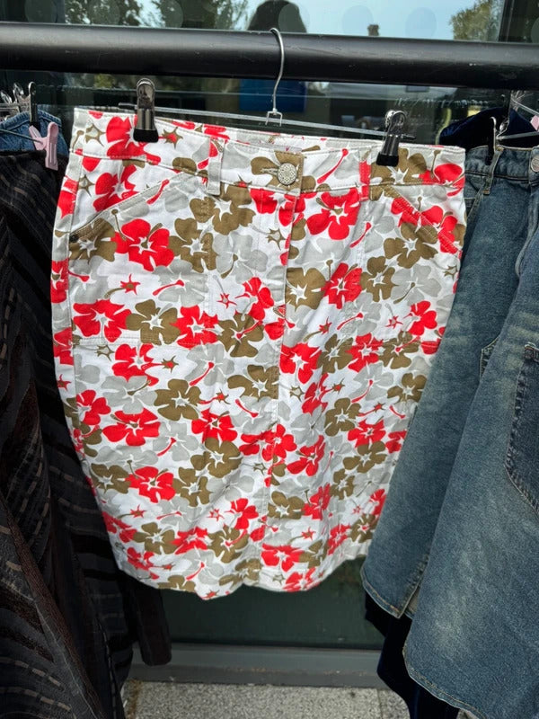 Vintage Y2K Per Una hibiscus floral denim midi skirt above knee