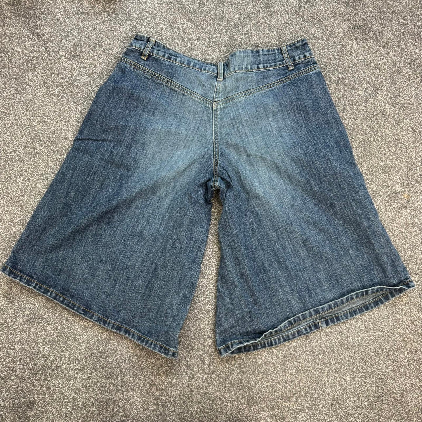 Y2K vintage denim jorts faded dark blue baggy shorts mid rise knee length