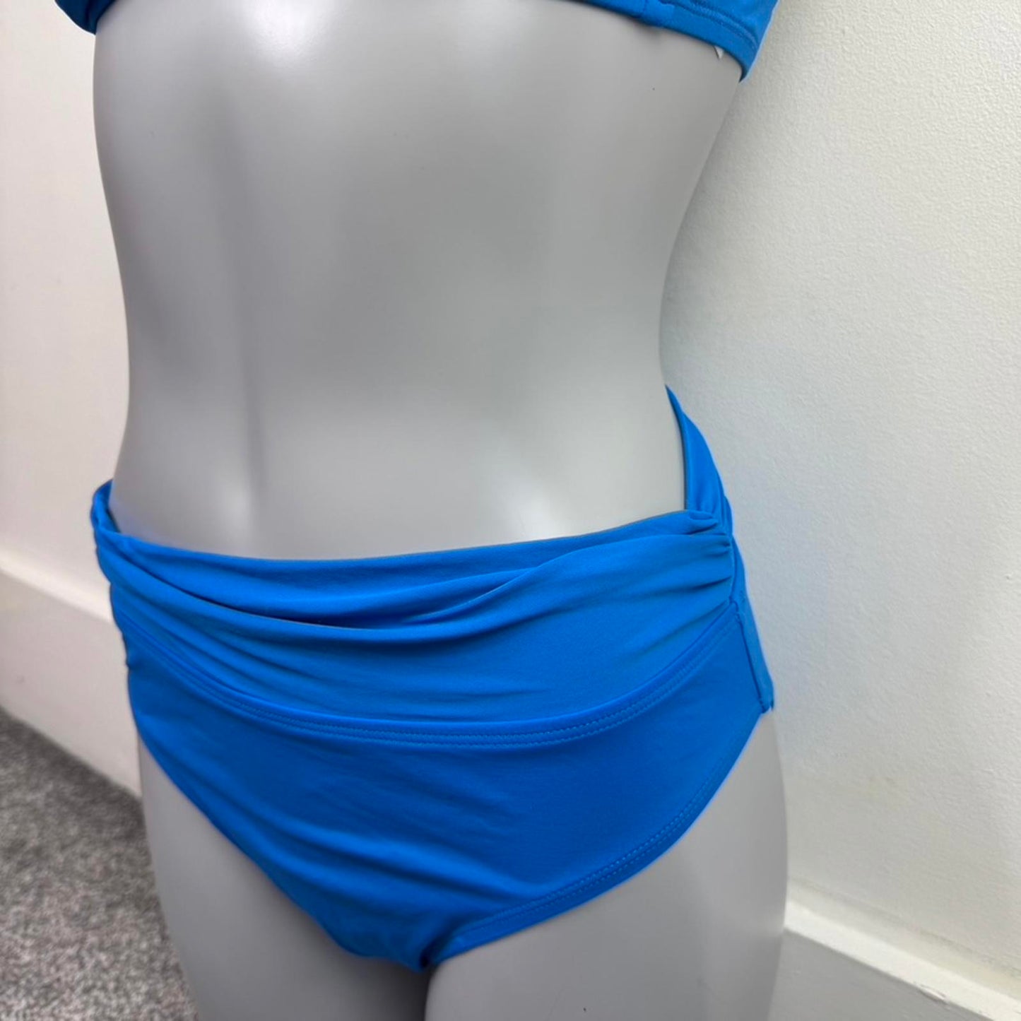 Y2K vintage strapless hipster high waist leg matching bikini set ruched