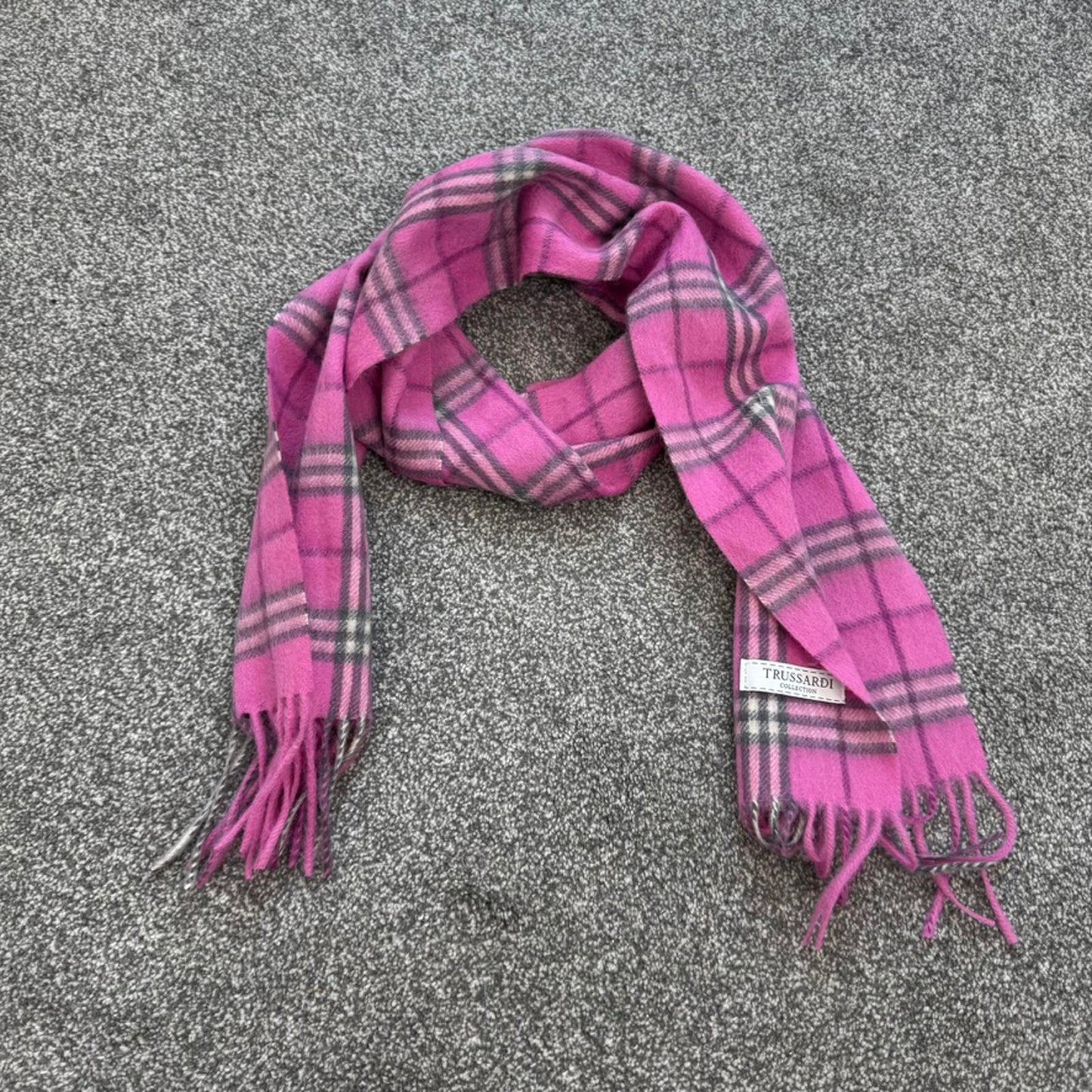 Y2K vintage 100% wool nova check print scarf pink black white