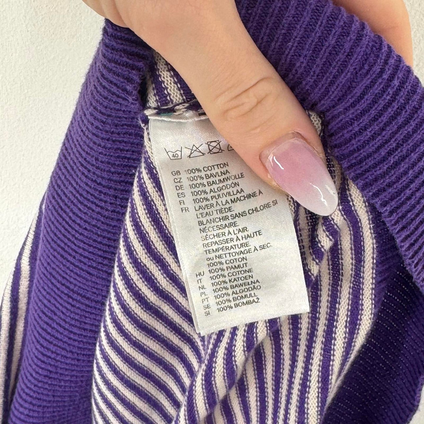 Y2K vintage fine knit stripe baby tee style top fitted short sleeve white purple