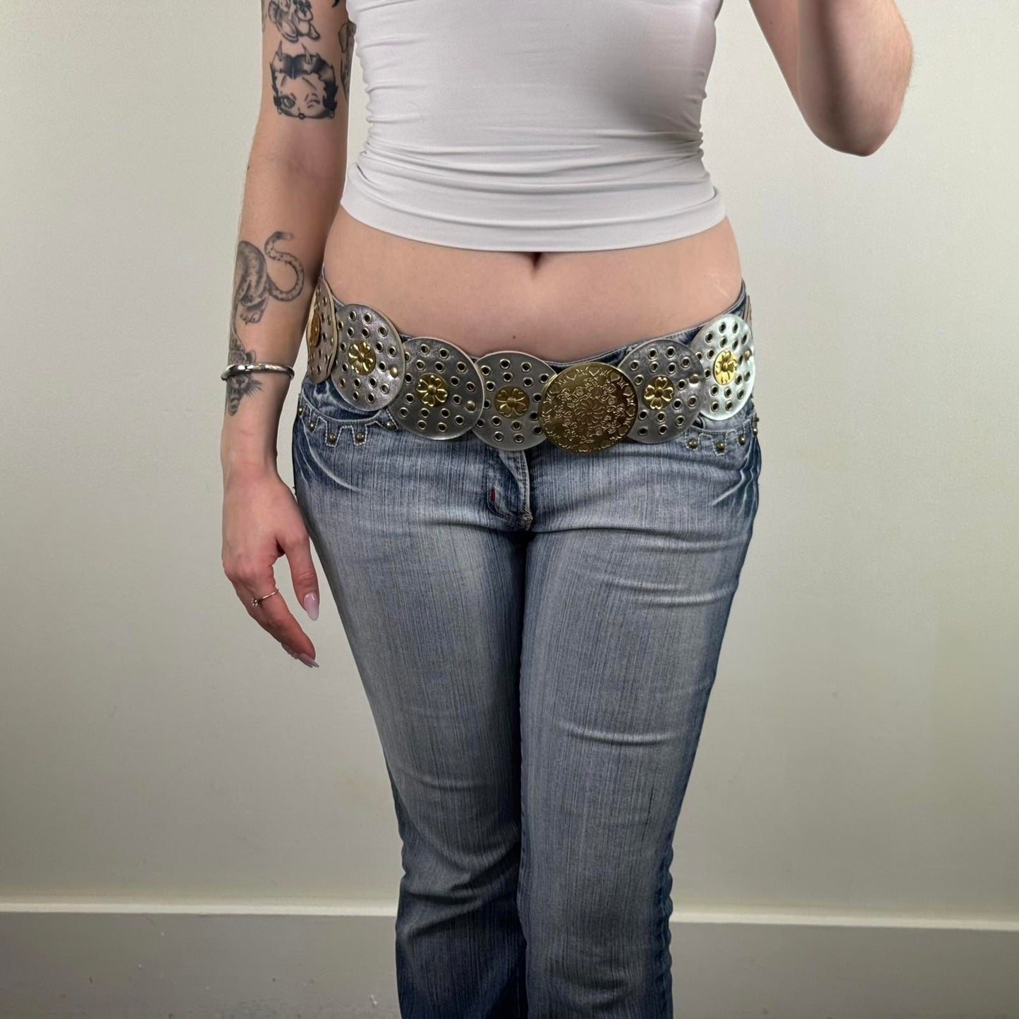 Y2K vintage disc circle belt boho silver gold chunky faux leather shiny