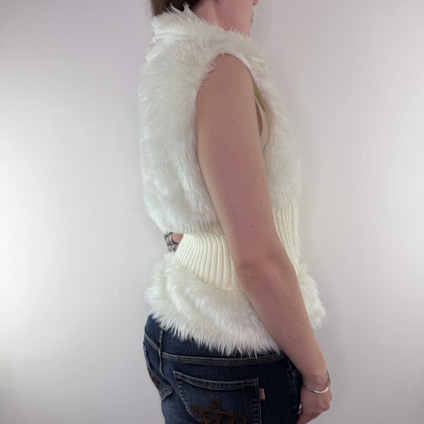 Y2K vintage faux fur sleeveless jacket zip up knit