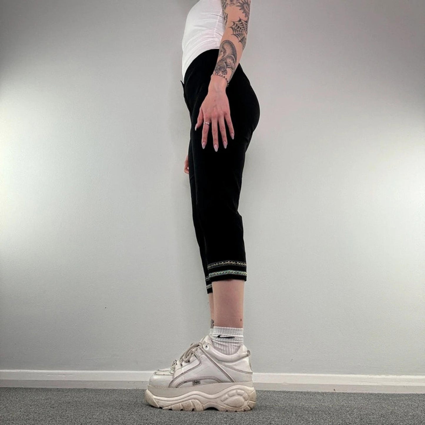 Y2K vintage mid rise stretchy capri trousers cropped