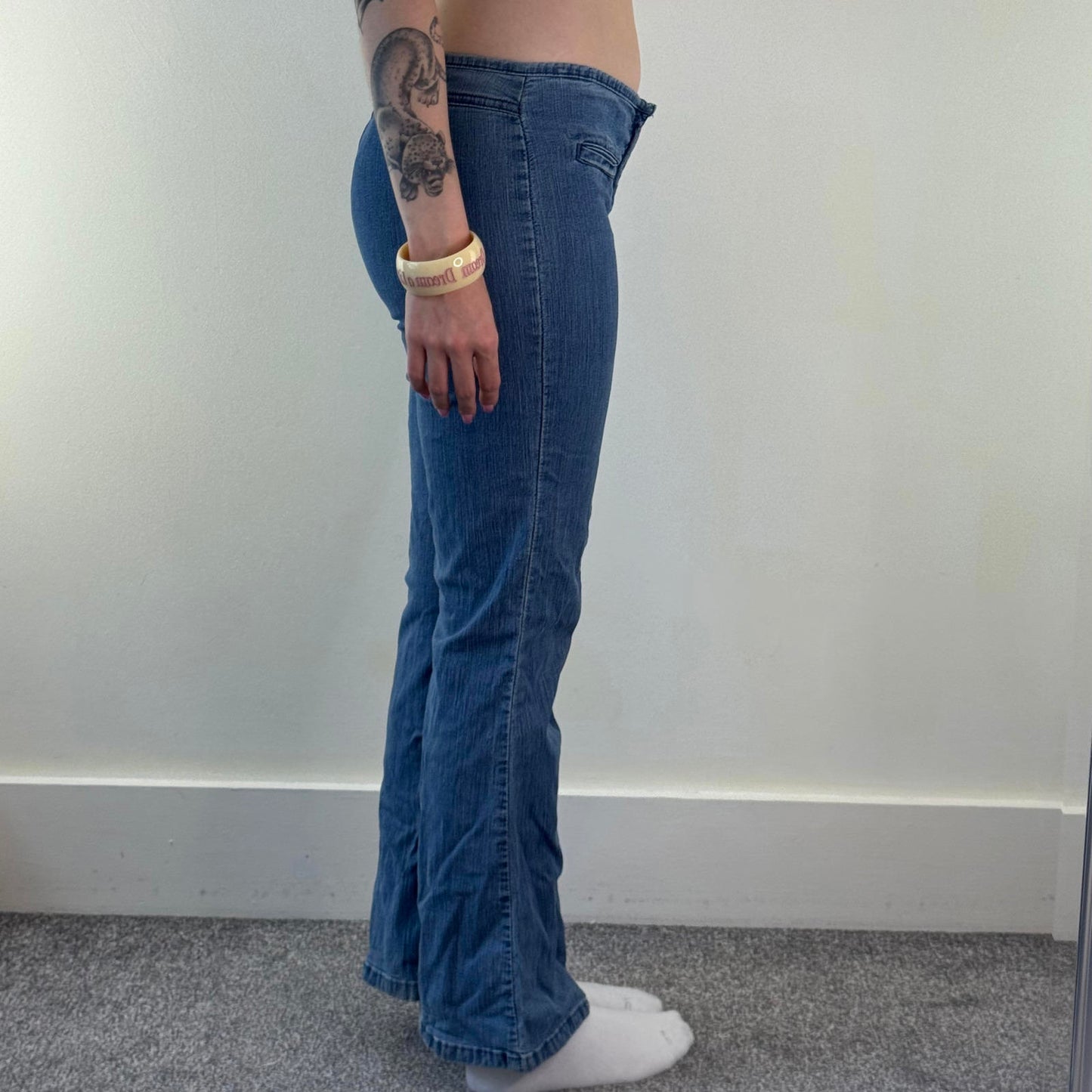 Y2K vintage stretchy mid rise flare denim jeans light blue wash bootcut