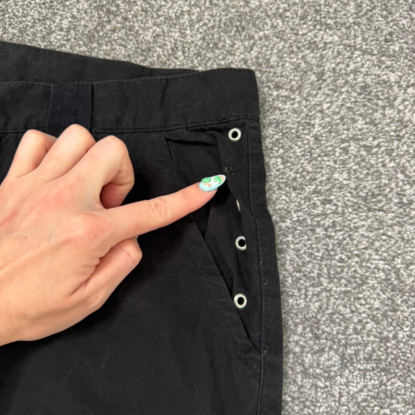 Y2K vintage sparkly slogan cargo trousers "divine punk" cropped capri glitter