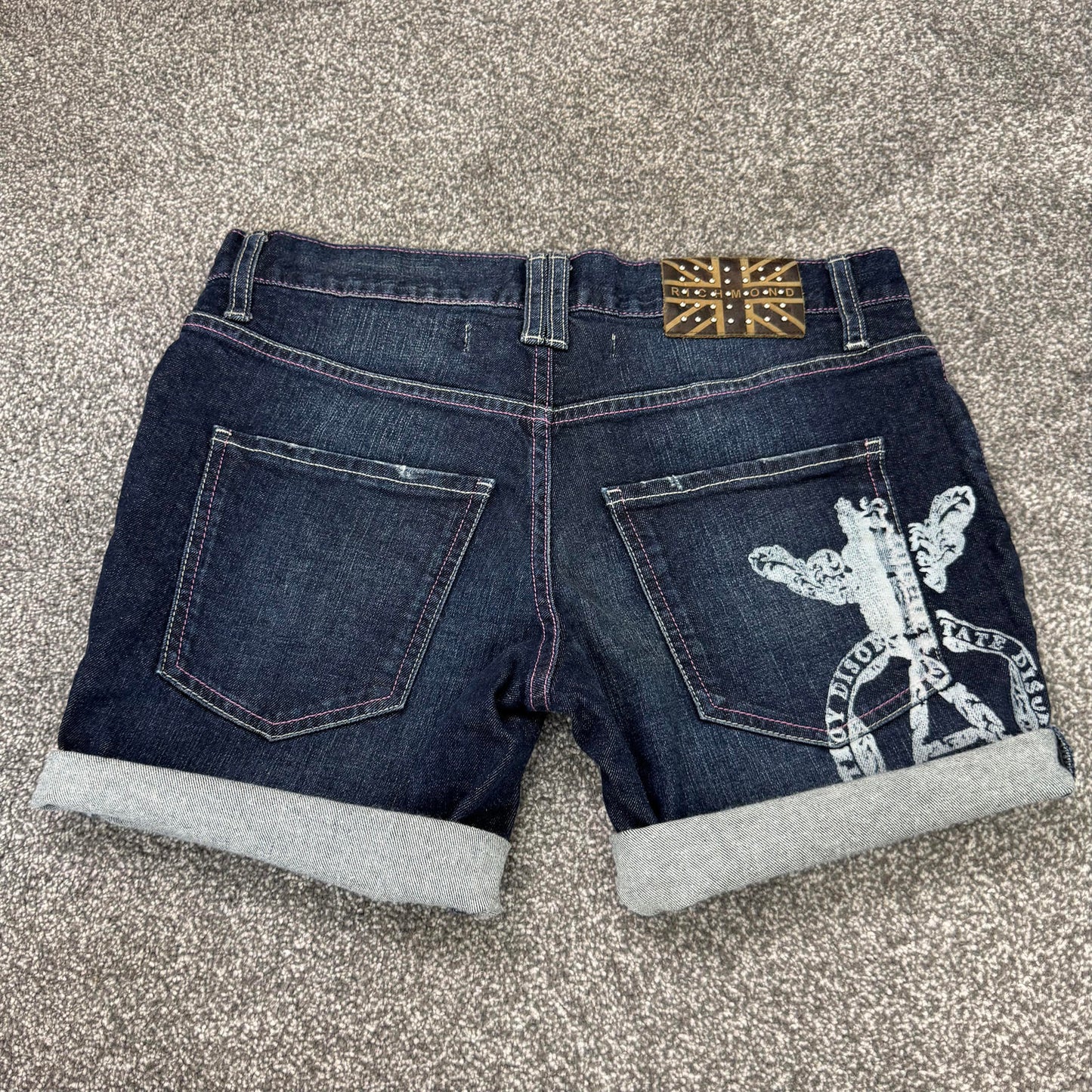 Y2K vintage low rise denim mini shorts turned up navy pink contrast stitching