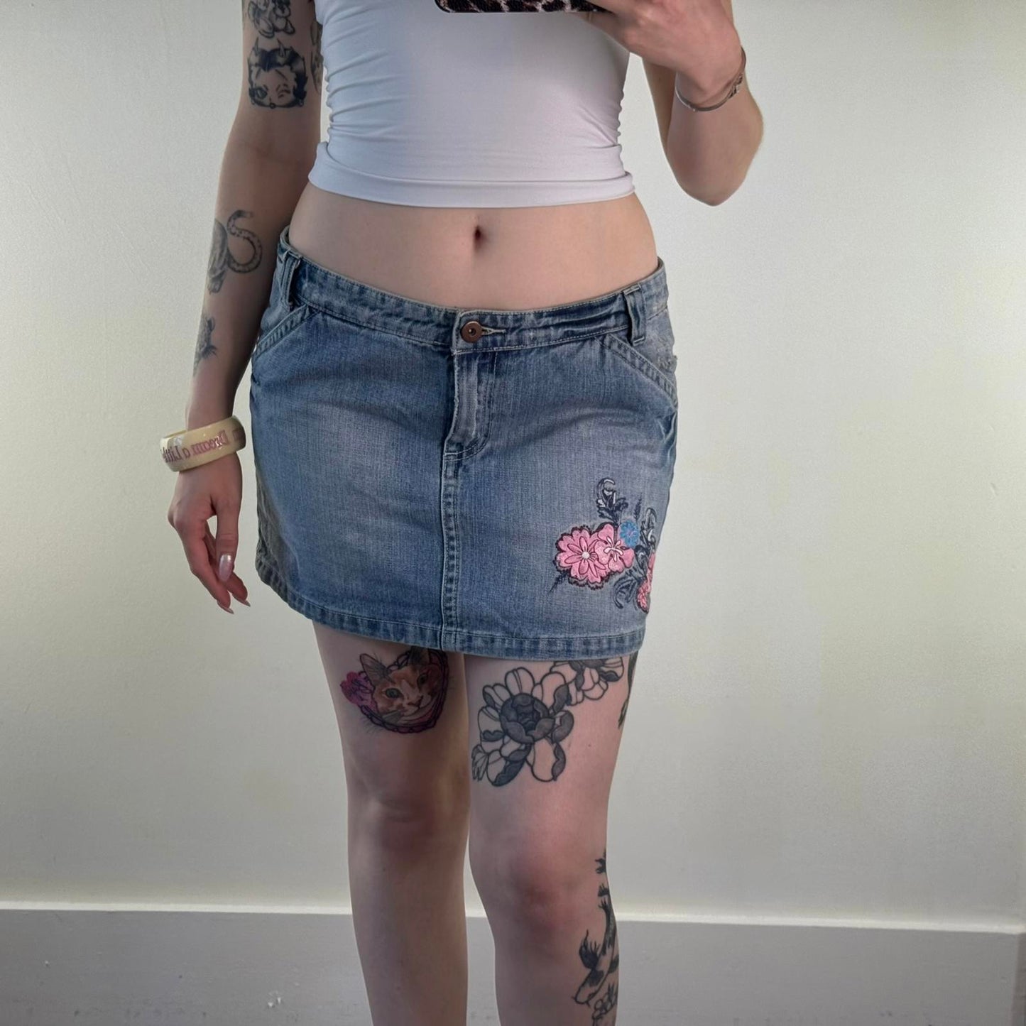 Y2K vintage mid rise faded denim mini skirt floral embroidery pink light blue