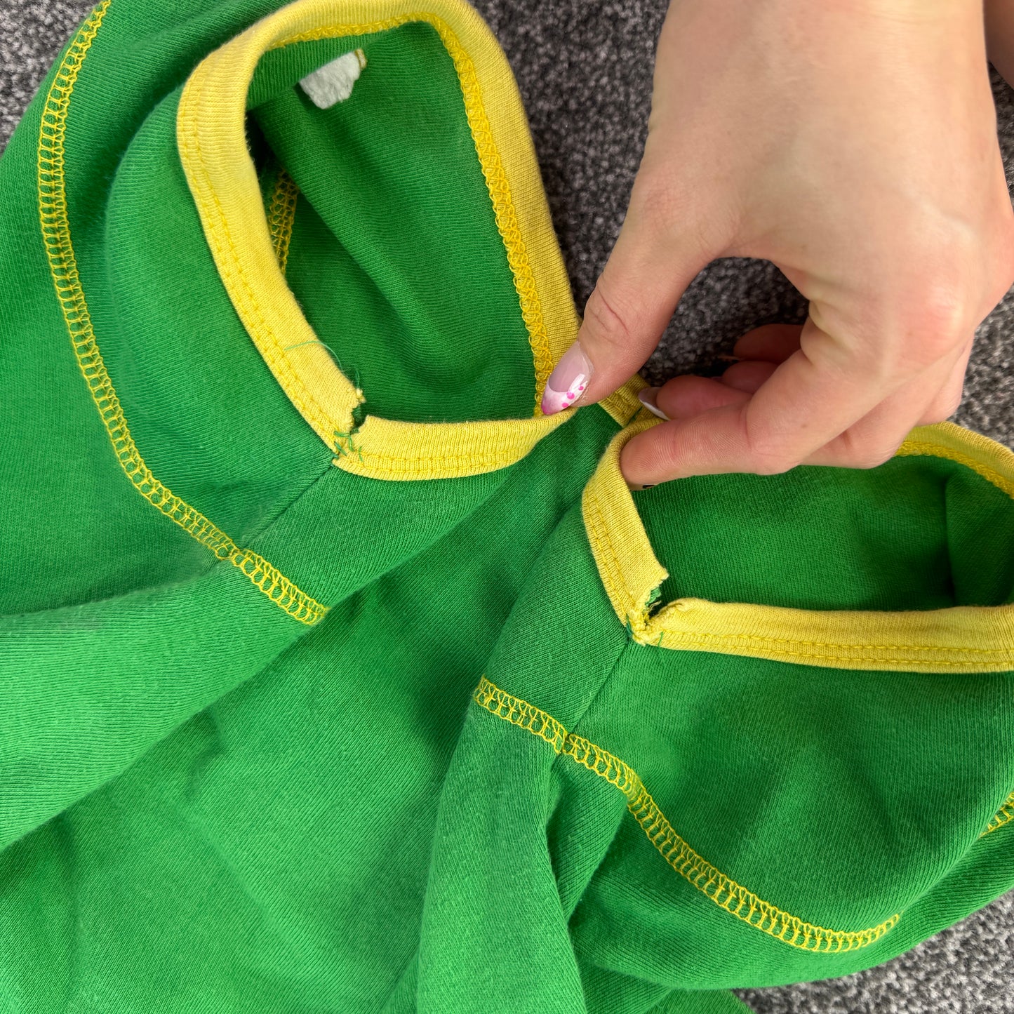 Y2K vintage Brasil baby tea embroidered slightly cropped