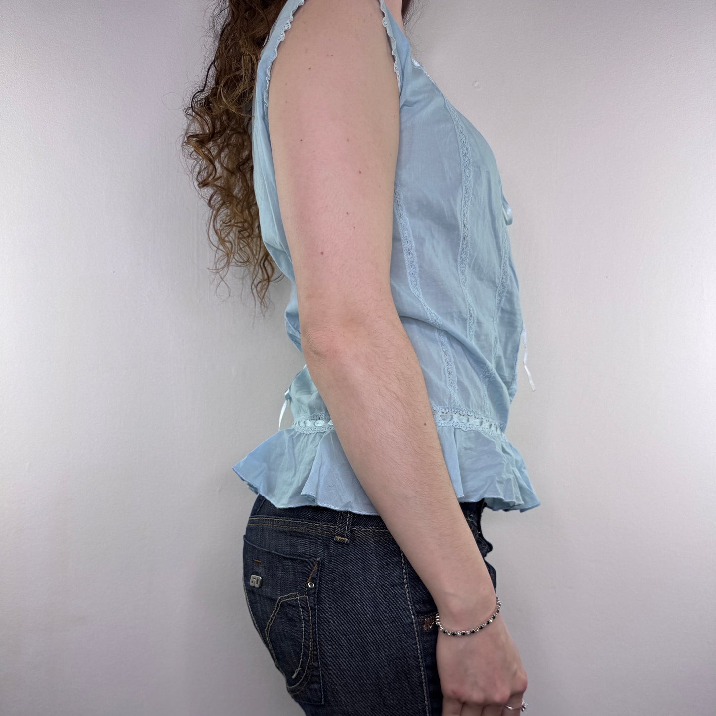 Y2K vintage coquette sleeveless button up blouse top