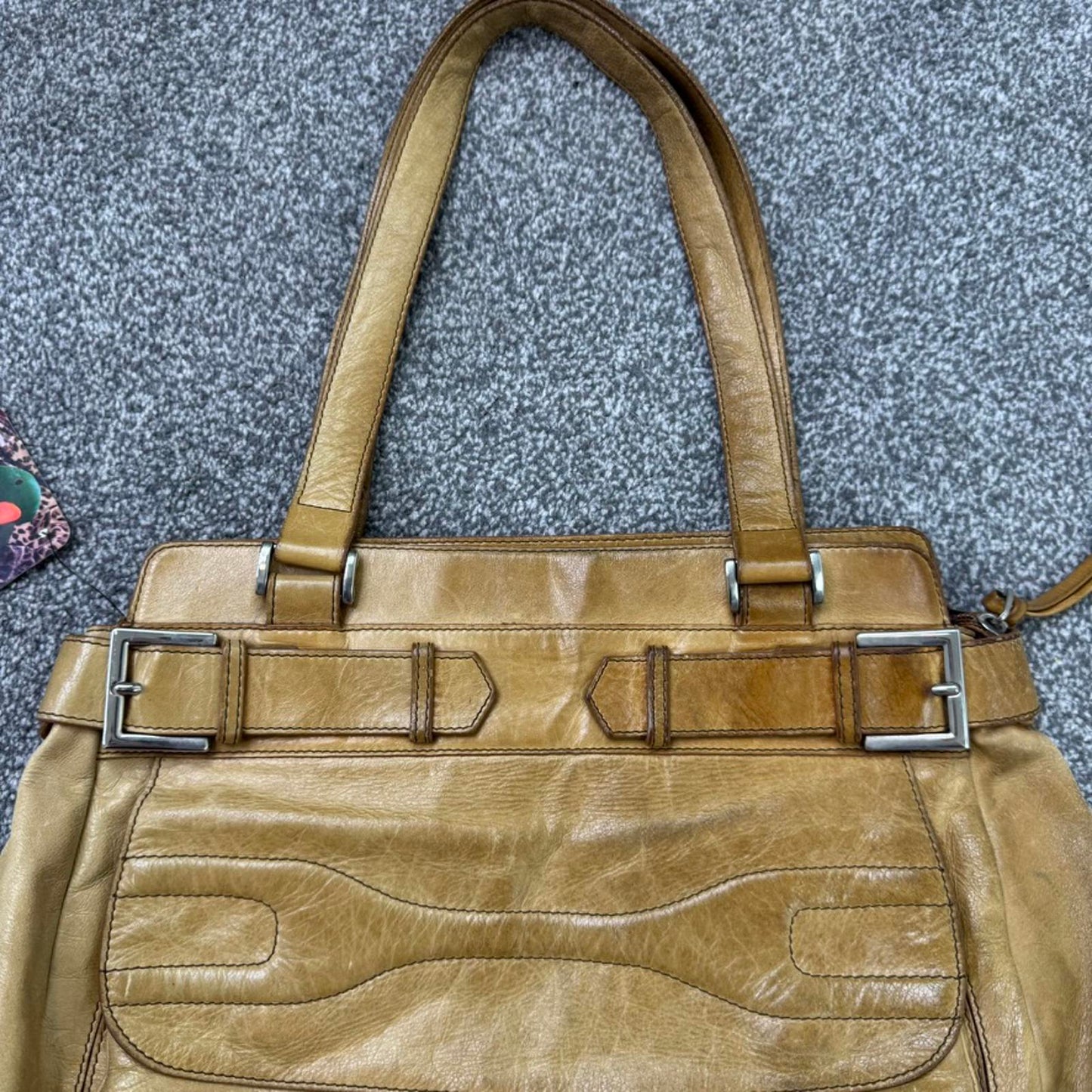 Y2K vintage Ted Baker genuine leather shoulder bag buckles light brown