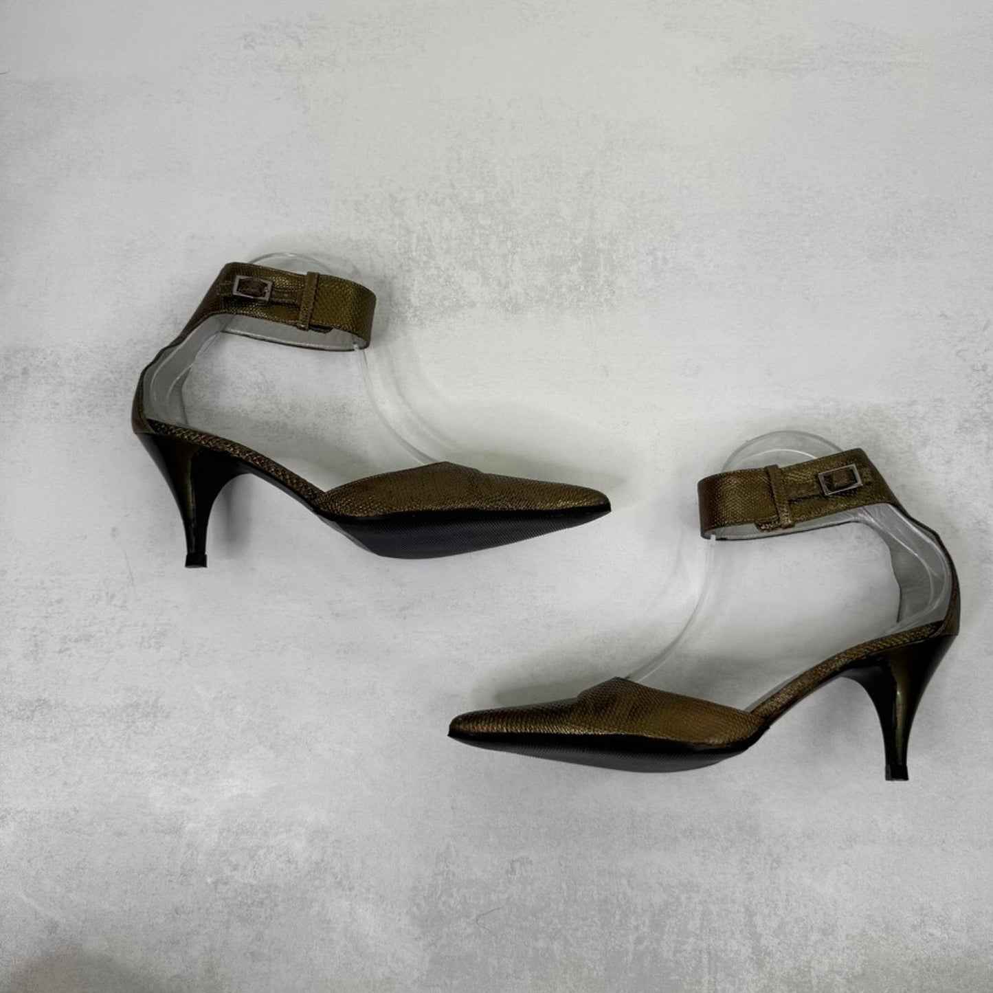 Y2K vintage Gucci by Tom Ford Gold Leather Heels with Ankle Strap Snake