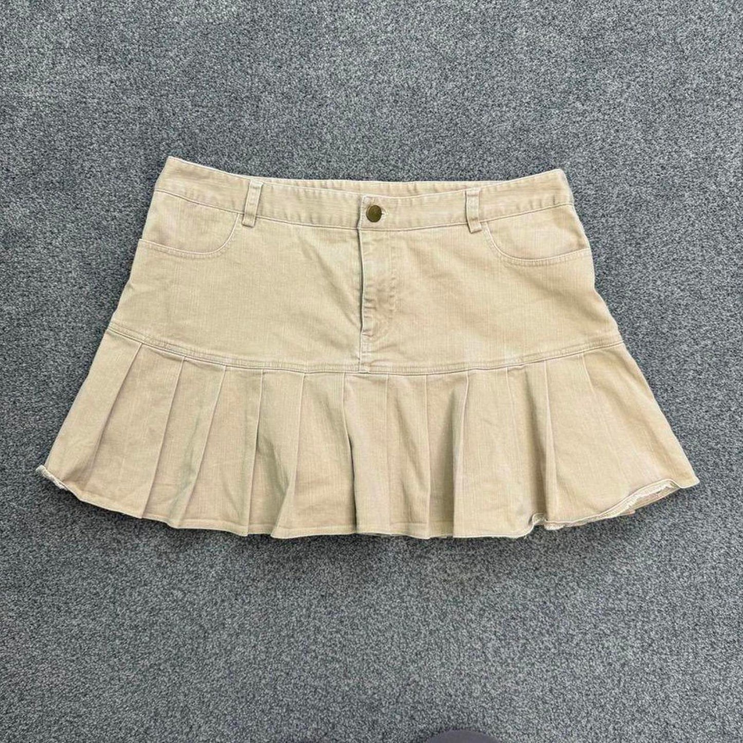 Y2K vintage Bay low rise pleated denim mini skirt beige size 14