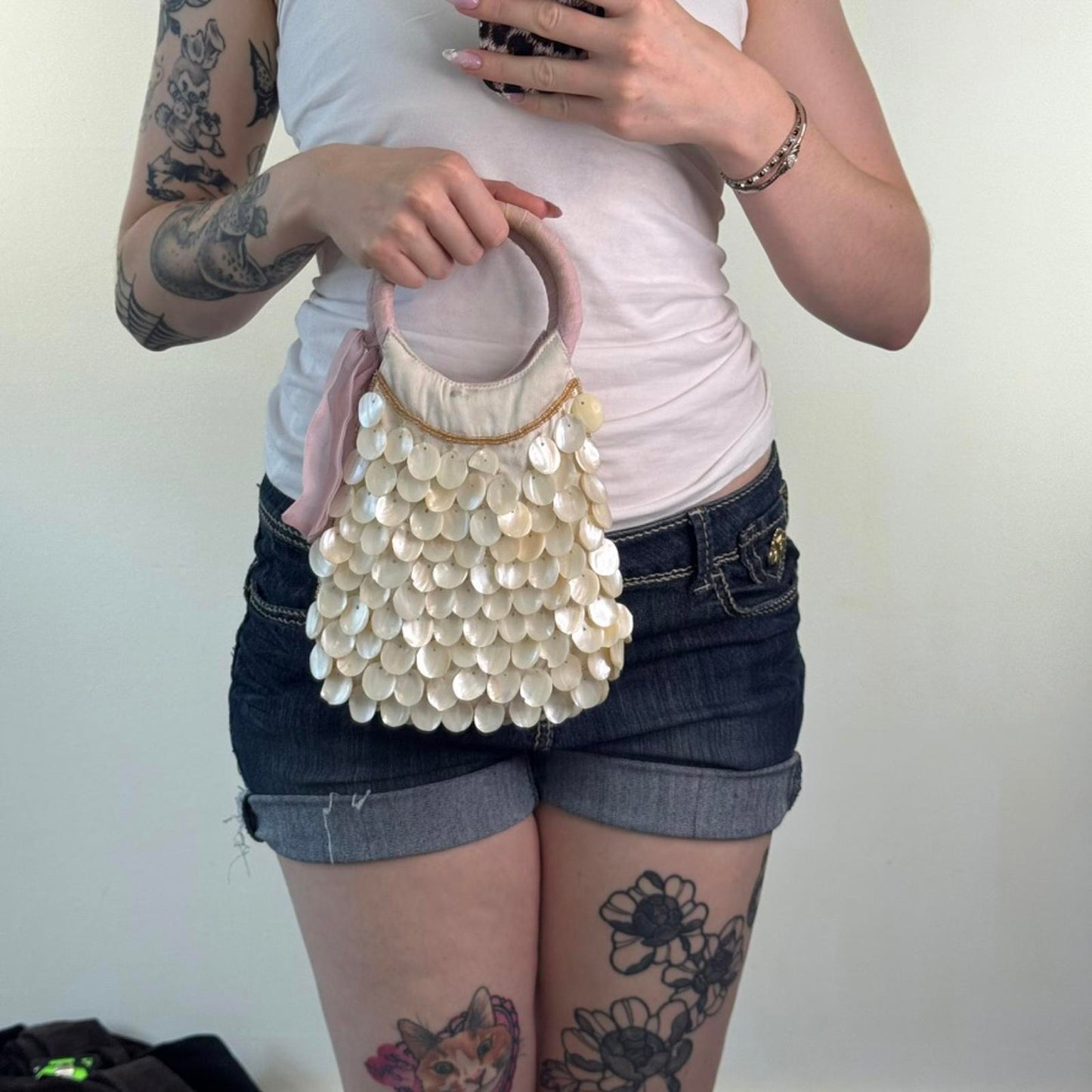 Y2K vintage mini shell handbag beaded silk circle handle seashell