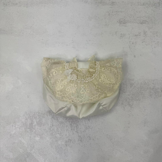 Y2K vintage makeup bag cream frilly rose travel