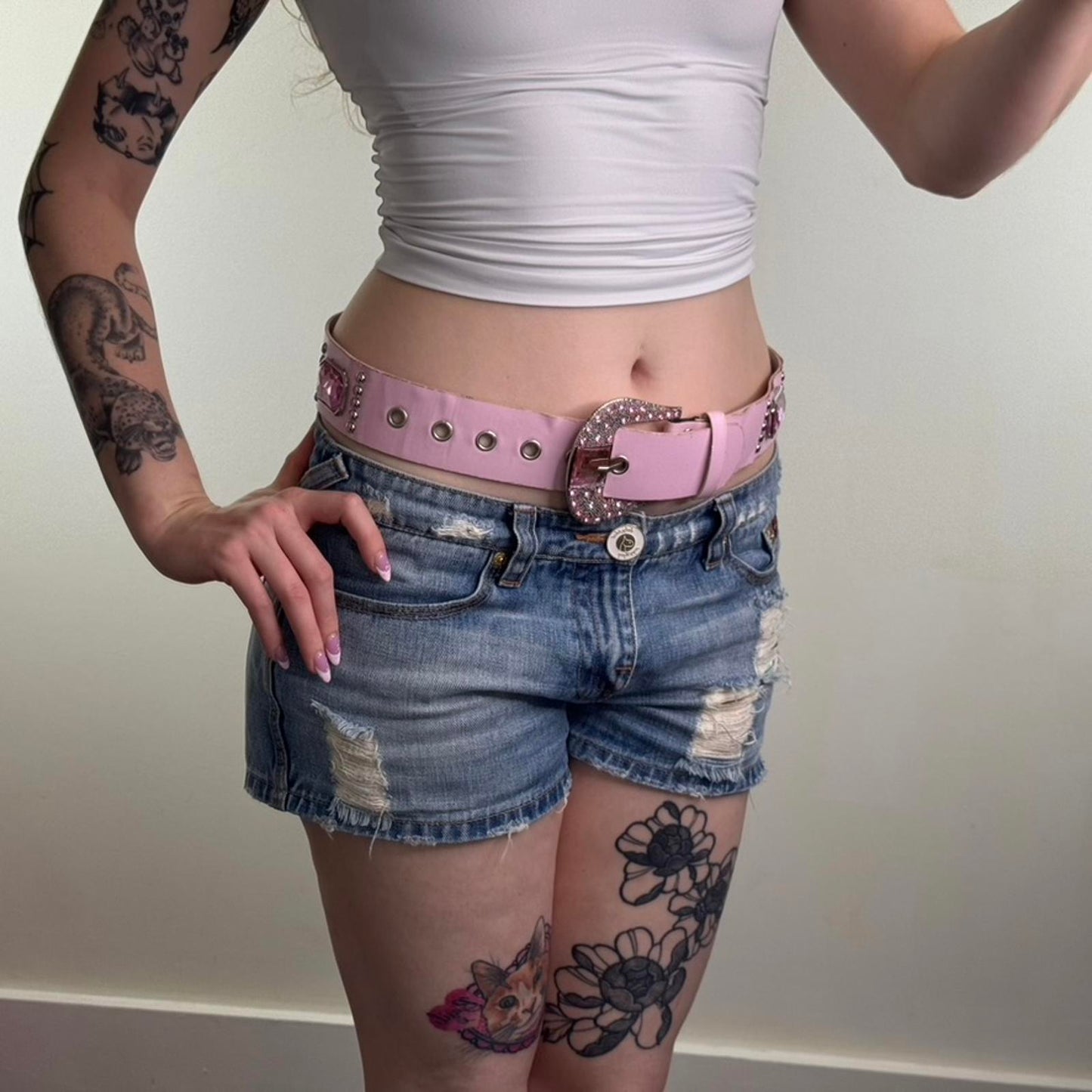 Y2K vintage faux leather chunky belt mcbling rhinestone studded baby pink silver