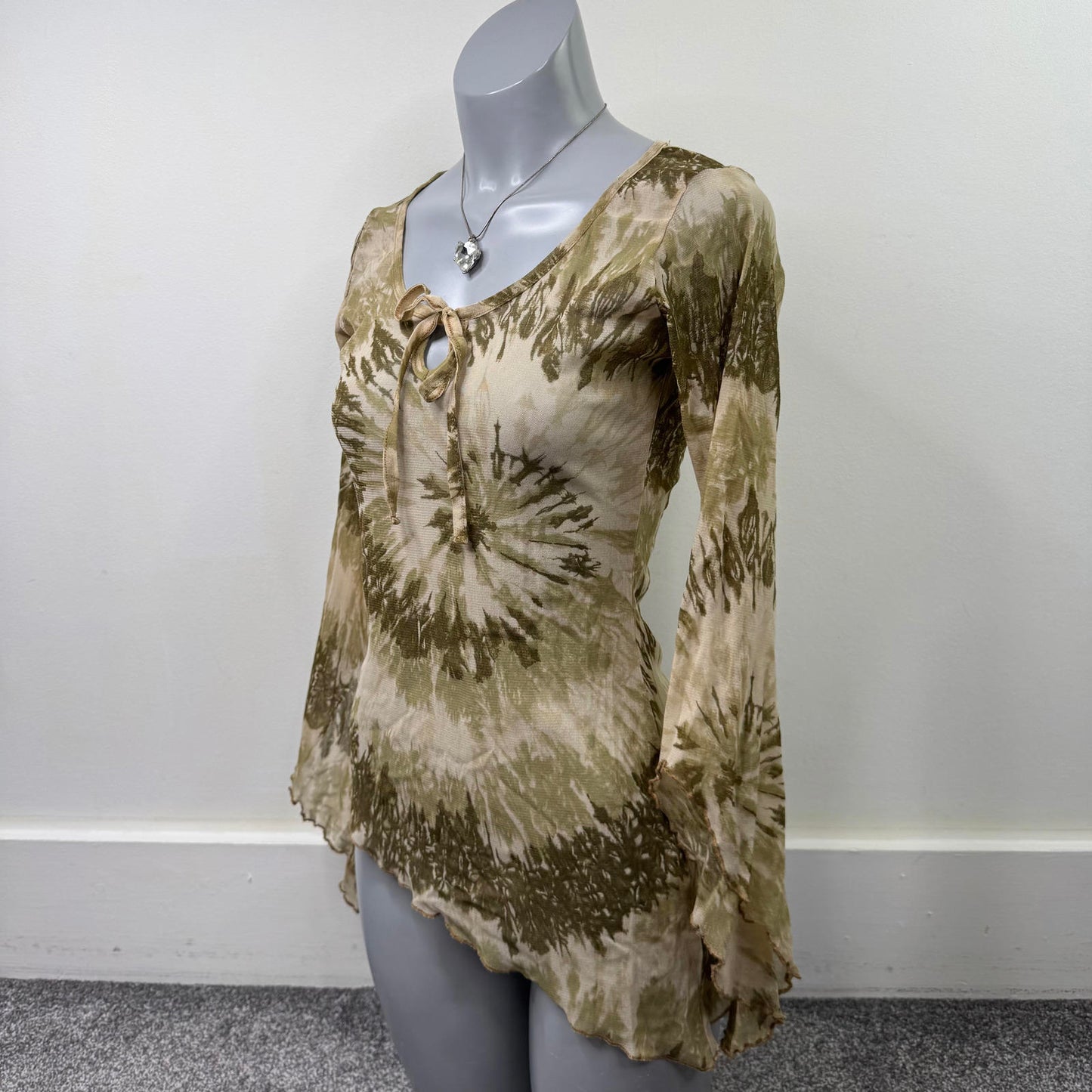 Y2K vintage tie dye mesh long flare sleeve top asymmetrical hem bow lettuce boho