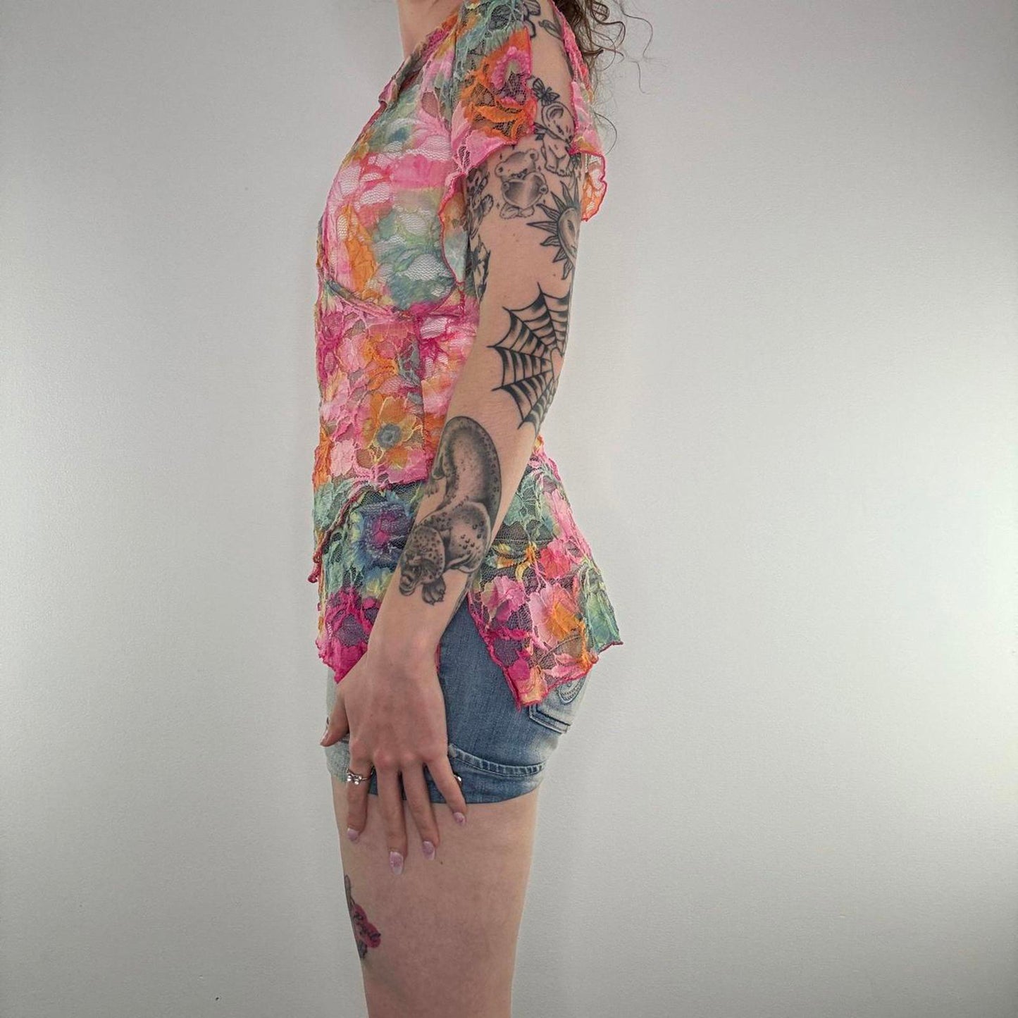 Y2K vintage floral lace top asymmetric frill short sleeve pink multi v neck mesh