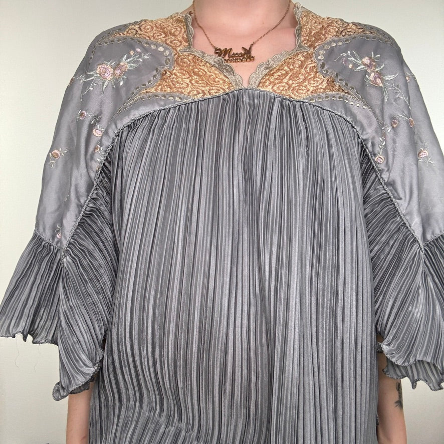 Vintage 70s Janice Wainwright silk floral embroidered pleated floaty blouse top