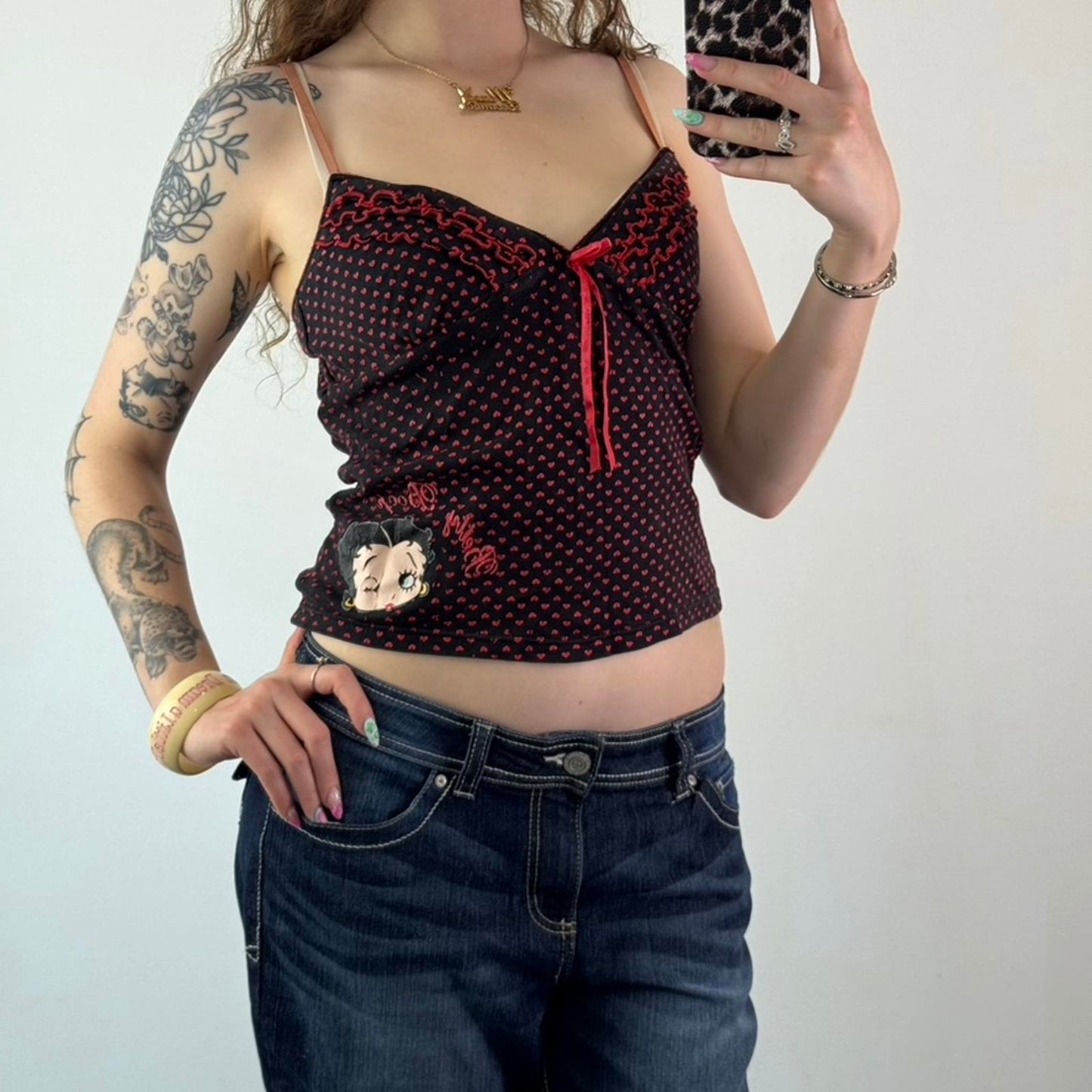 Y2K vintage Betty Boop cami top graphic print hearts ruffle bow