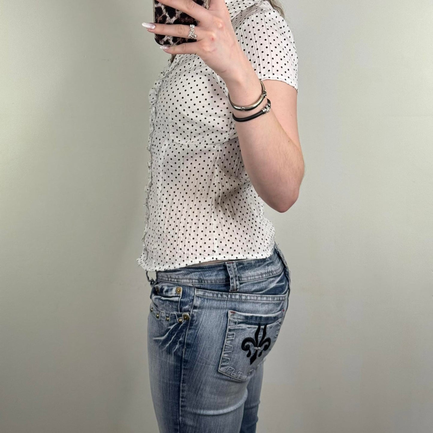 Y2K vintage polka dot blouse short sleeve ruffle v neck shirt black white spotty