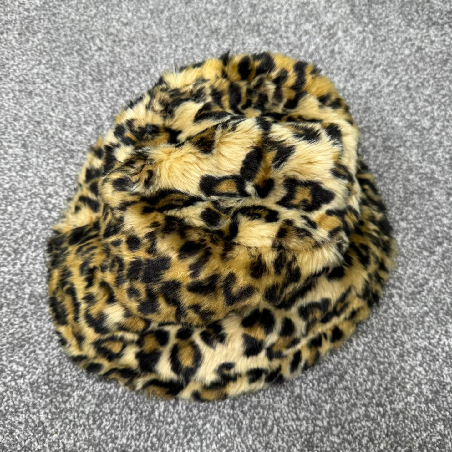 Y2K vintage faux fur leopard print bucket hat fluffy