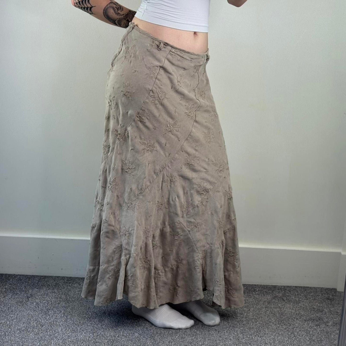 Y2K vintage floral embroidered maxi skirt a line soft feel flowy belt loops