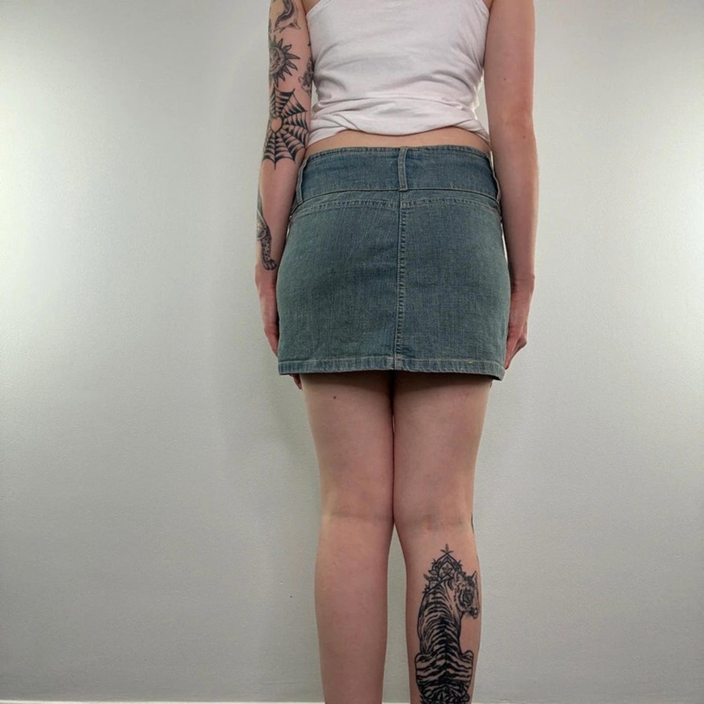 Y2K vintage Jane Norman faded denim mid rise mini skirt light blue wash